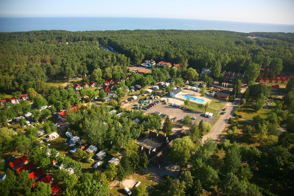Holiday Resort & Camping Intercamp'84 ليبا المظهر الخارجي الصورة
